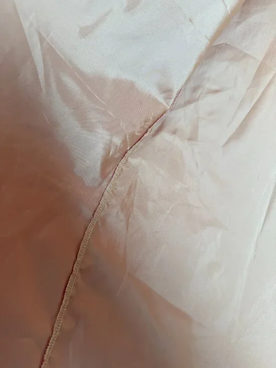 Gryffindor Harry Potter Quidditch Robe/ Costume (includes quaffle and goggles) - Picture 4 of 8